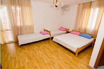 Muntenegru Privát Ulcinj, Exteriorul